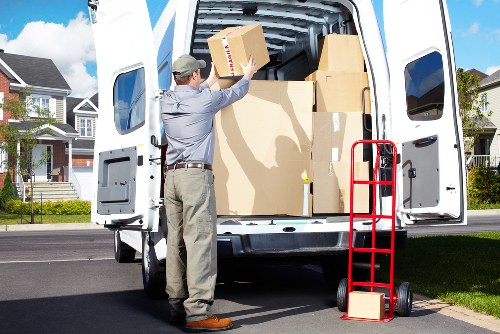 Household relocation support for flats and homes in Wandsworth