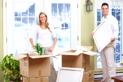 Local movers planning access and parking for a Wandsworth house move